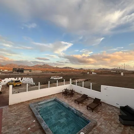 3 With Private Pool Fuerteventura-gran Tarajal Villa