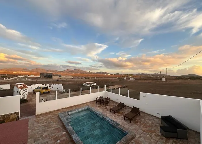 3 With Private Pool Fuerteventura-gran Tarajal Villa