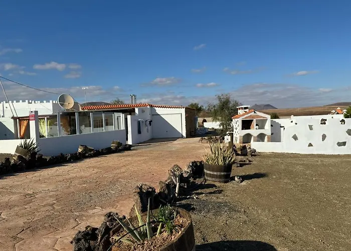 3 With Private Pool Fuerteventura-gran Tarajal Villa *